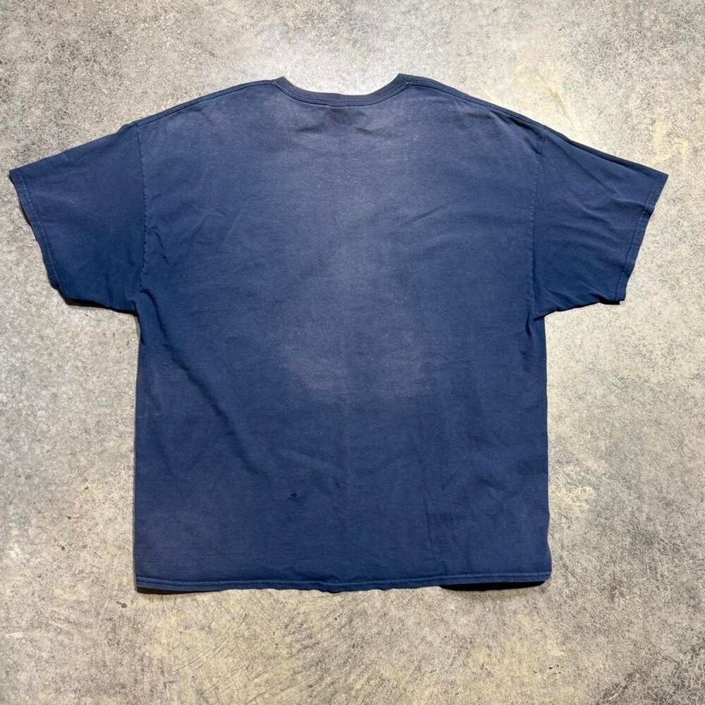 Gildan Men's Navy and Blue T-shirt - Picture 4 of 7